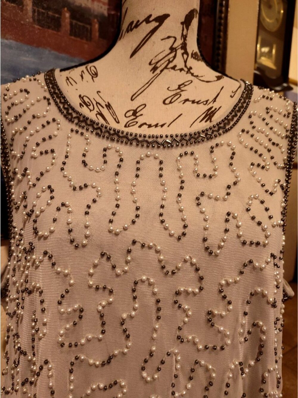 Jennifer Lopez XL Beaded Sleeveless Blouse Beige Polyester Blend Elegant Design - Picture 2 of 6